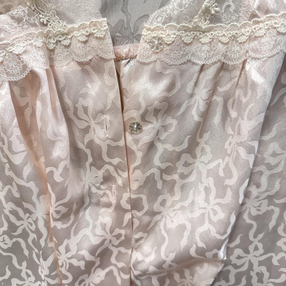 Christian Dior VTG  Baby Pink Satin Lace Maxi Nightgown Jacquard Bow Design Sz M - Picture 4 of 9